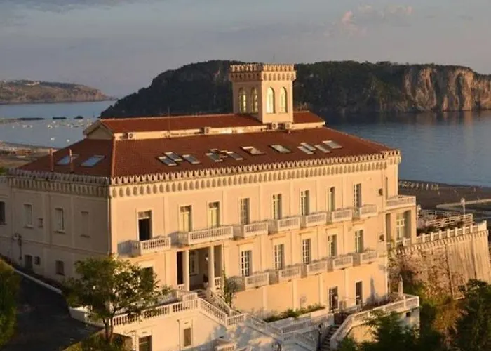 公寓 Nel Fabbricato Denominato Il Castello 普拉亚·阿马勒